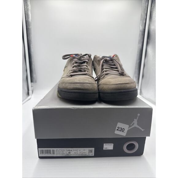 Size 8.5 - Paris Saint-Germain x Air Jordan 5 Retro Low Paname main image 8